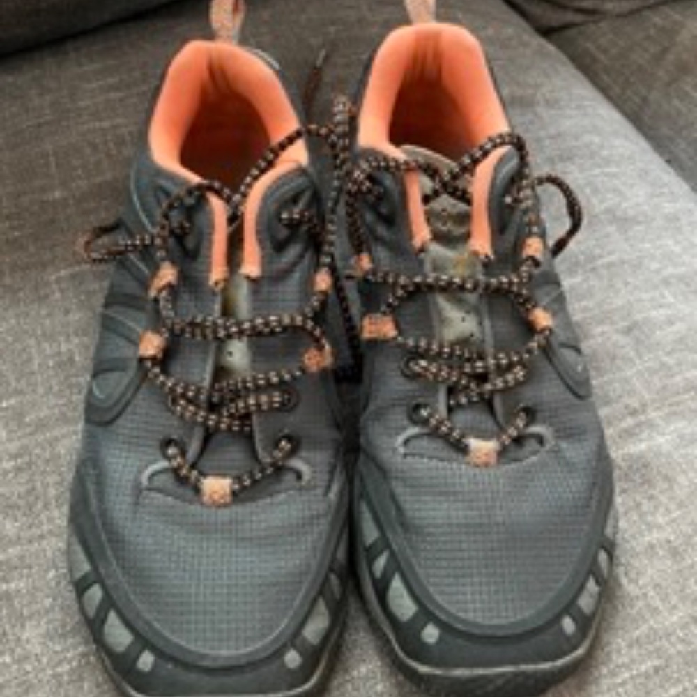 Merrell Women's size 8 Trail Glove 7